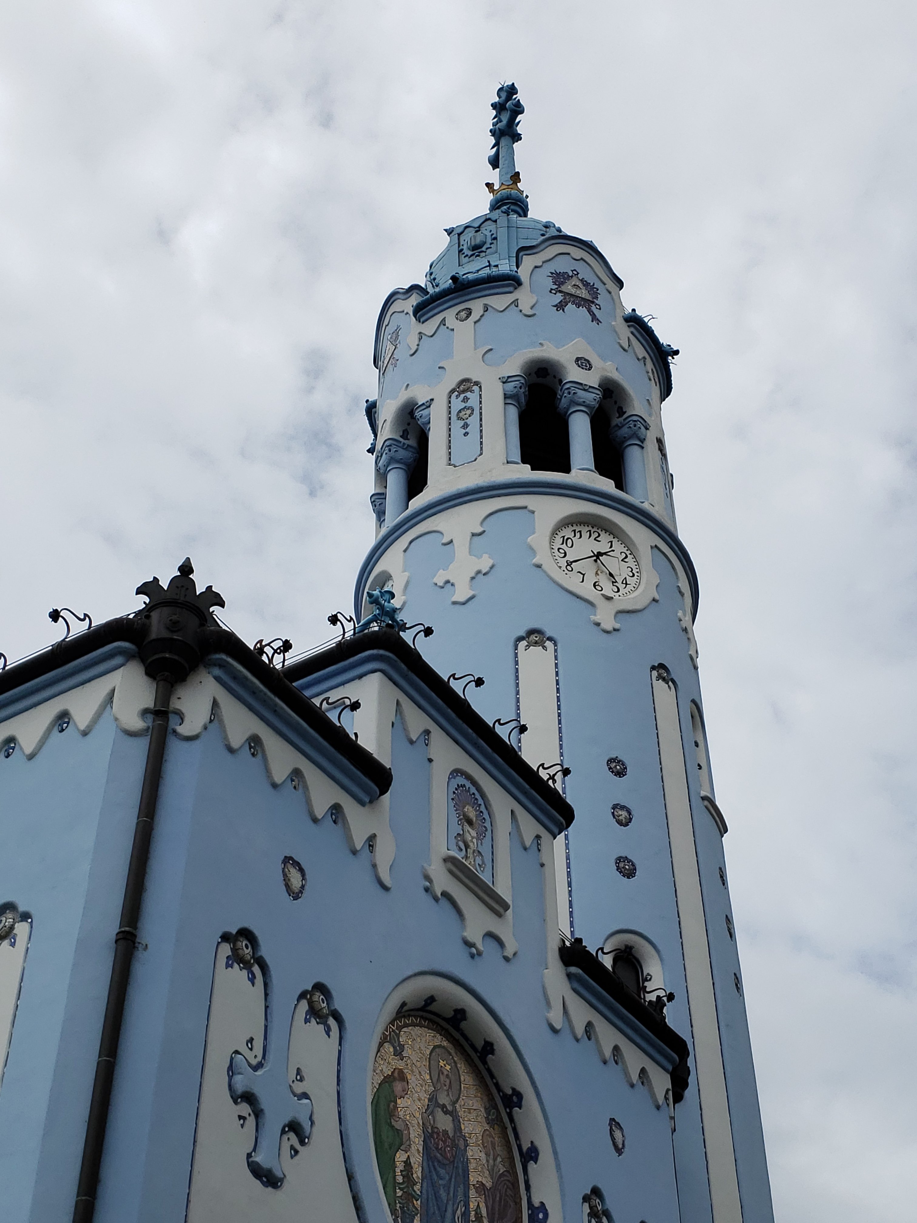 Igreja Azul em Bratislava